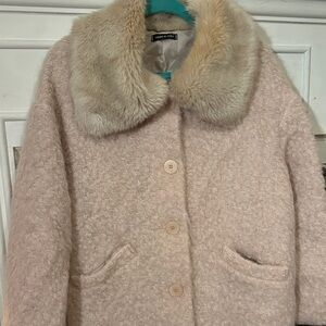 Elegant Cream Teddy Jacket with Faux Fur Collar soft pink pretty